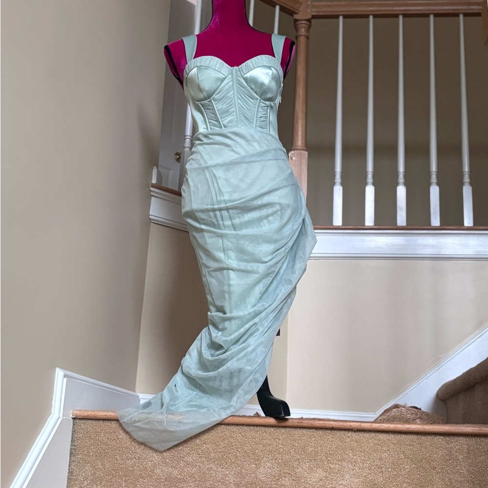 Elegant Strapless Light Blue Dress